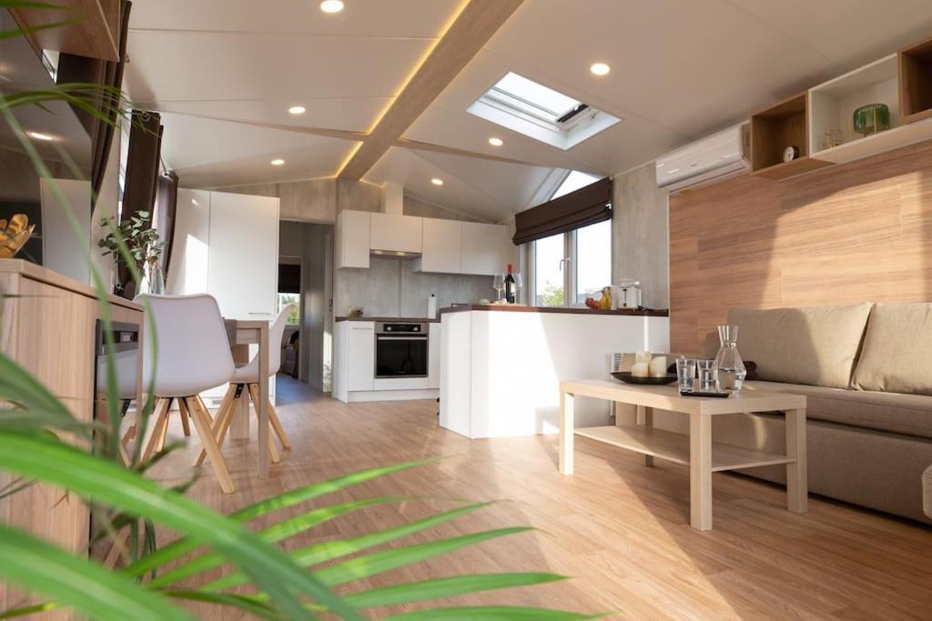 Apartament Gemuetliches, Voll Ausgestattes Tiny House Vilseck Zewnętrze zdjęcie